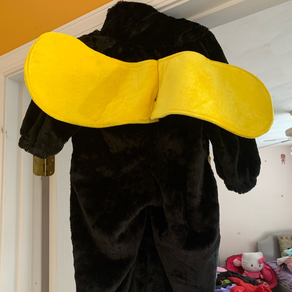 Onesie bumble bee